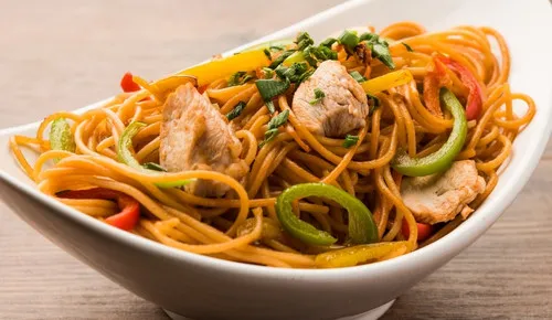 Wok tossed chicken Hakka noodles at Delhi Palace Brantford