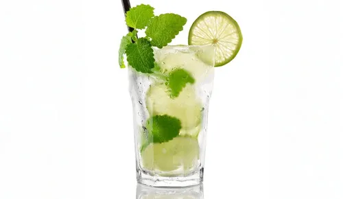 A fresh mint and lime virgin mojito mocktail at Delhi Palace Brantford