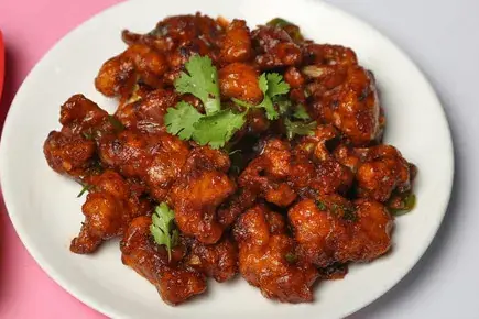 Hakka appetizer tossed in a chilli garlic sauce